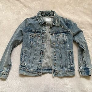 Old Navy Distressed Jean Jacket - S